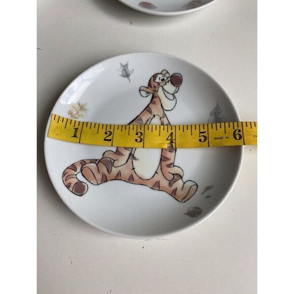 Set Of 4 DISNEY WINNIE The POOH APPETIZER DESSERT PLATES Autumn Fall Pumpkin NEW - Picture 8 of 10